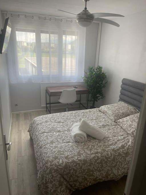 Appartement Entier Climatise - Parking Prive Saint-Martin-d'Heres Luaran gambar